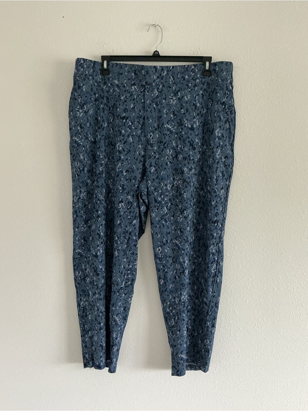 Athleta Navy Blue Patterned Joggers